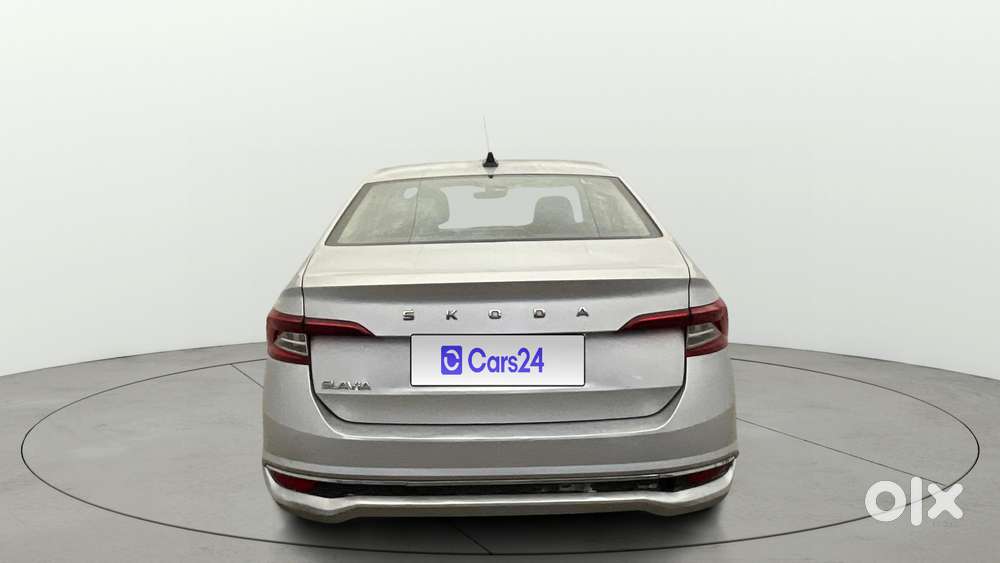 Skoda Slavia Style 1.0l Tsi Mt, 2022, Petrol