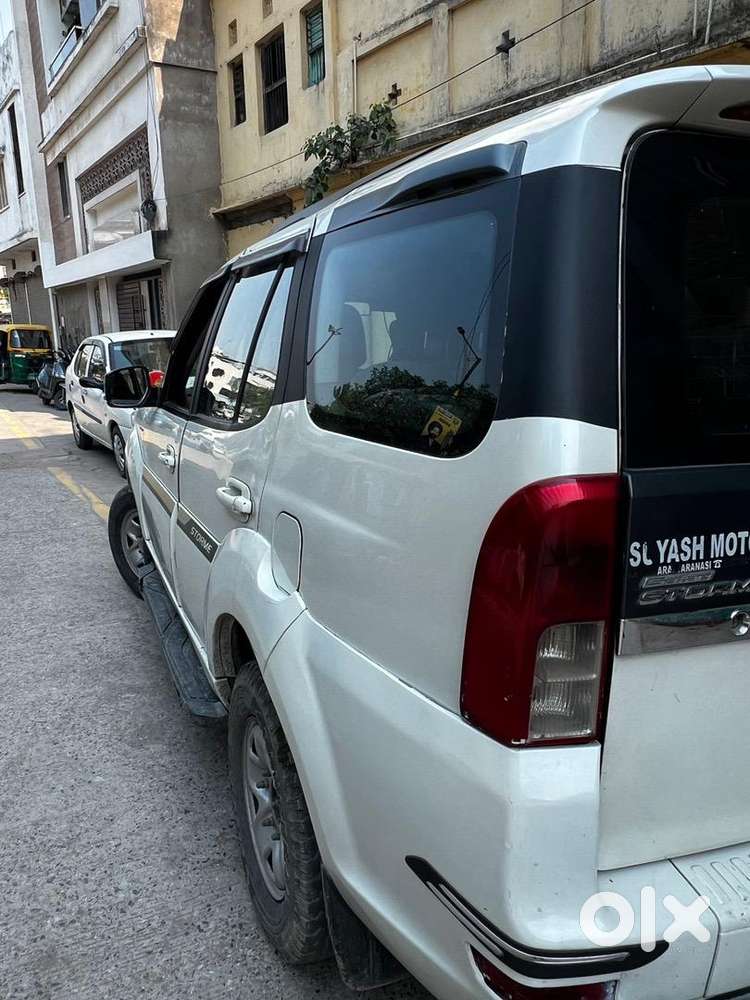 Tata Safari Storme 2015 Diesel Well Maintained