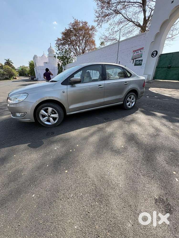 Skoda Rapid Mint Condition Diesel Mp09 Complete Documents