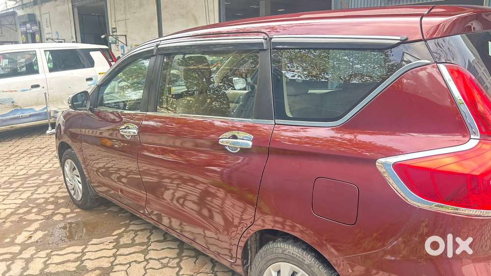 Maruti Suzuki Ertiga 2022-2023 Vxi Cng, 2022, Cng & Hybrids