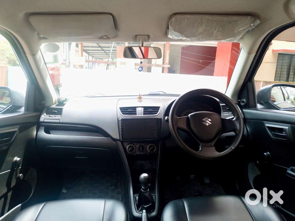 Maruti Suzuki Swift Diesel - 2012 (feb)  Kl-01  Black