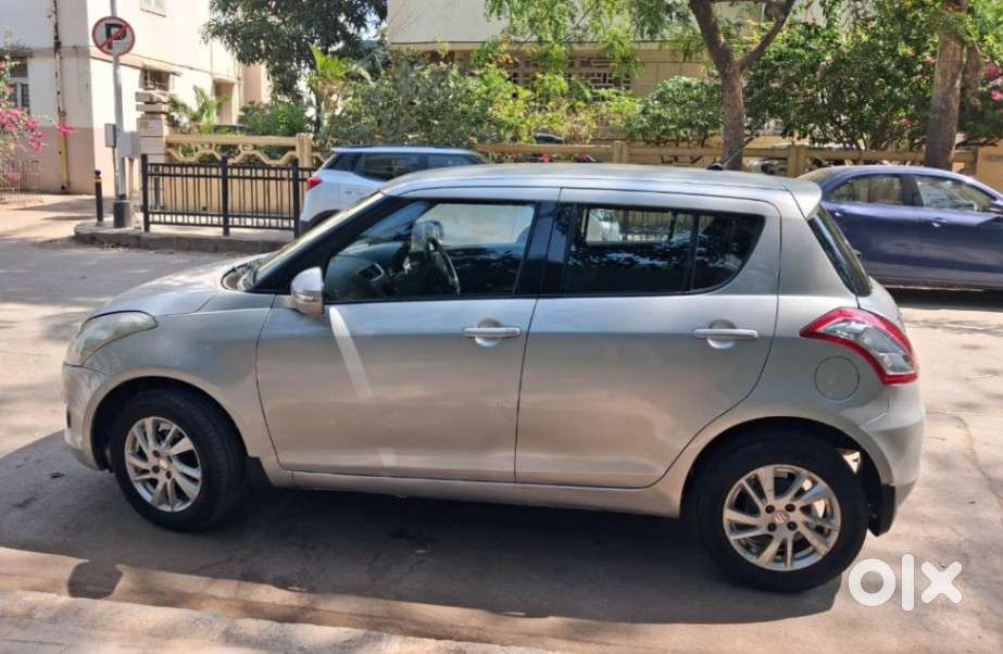 Maruti Suzuki Swift Zxi, 2013, Petrol