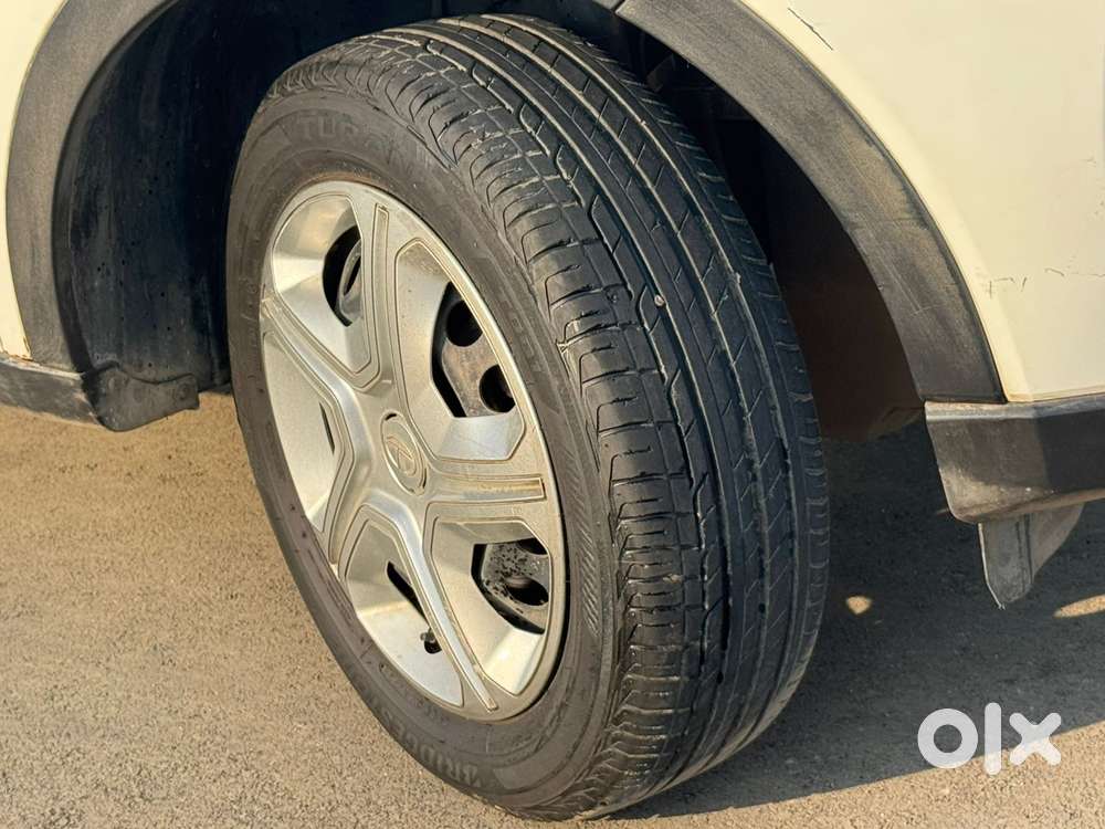 Tata Nexon 1.2 Revotron Xm (s), 2021, Petrol