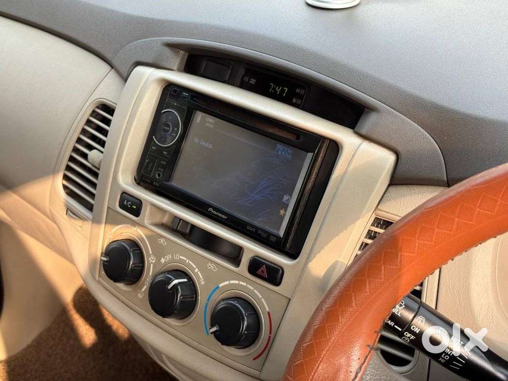 Toyota Innova 2.5 Gx 7 Str Bs-iii, 2012, Diesel