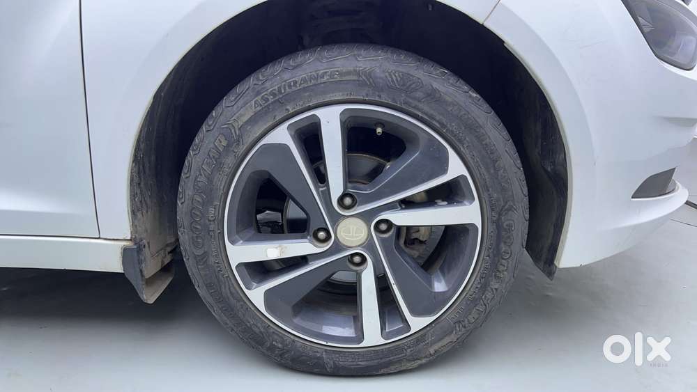 Tata Altroz 1.5 Xz Plus Diesel, 2022, Diesel