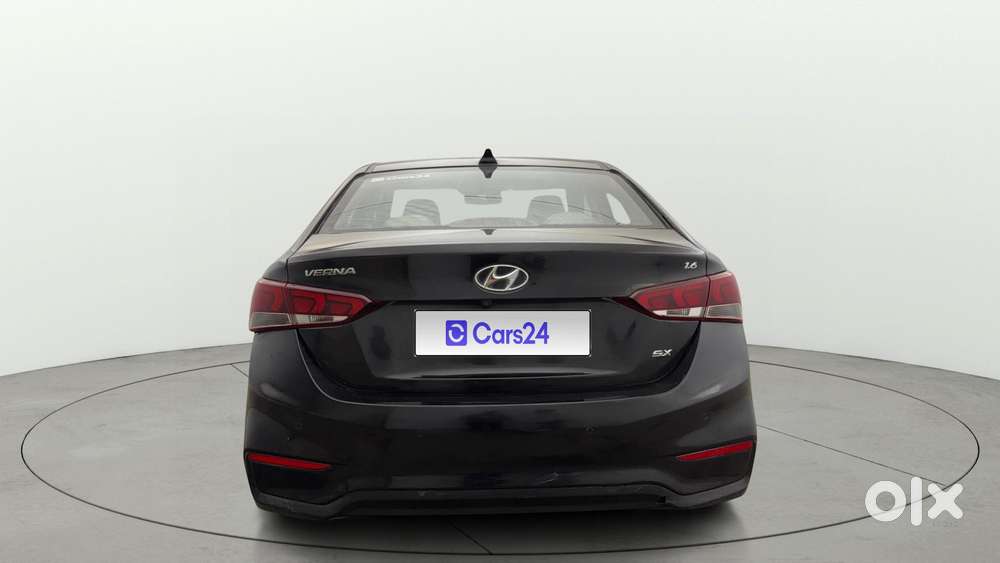 Hyundai Verna 1.6 Vtvt Sx, 2018, Petrol