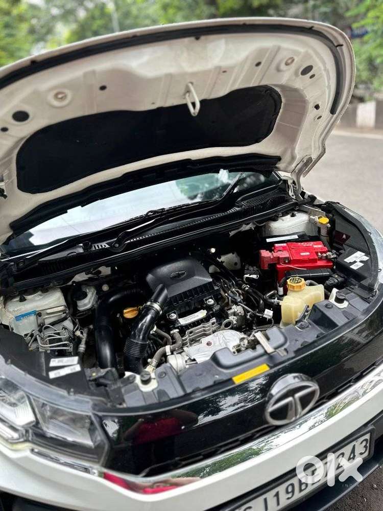 Tata Nexon, 2023, Petrol