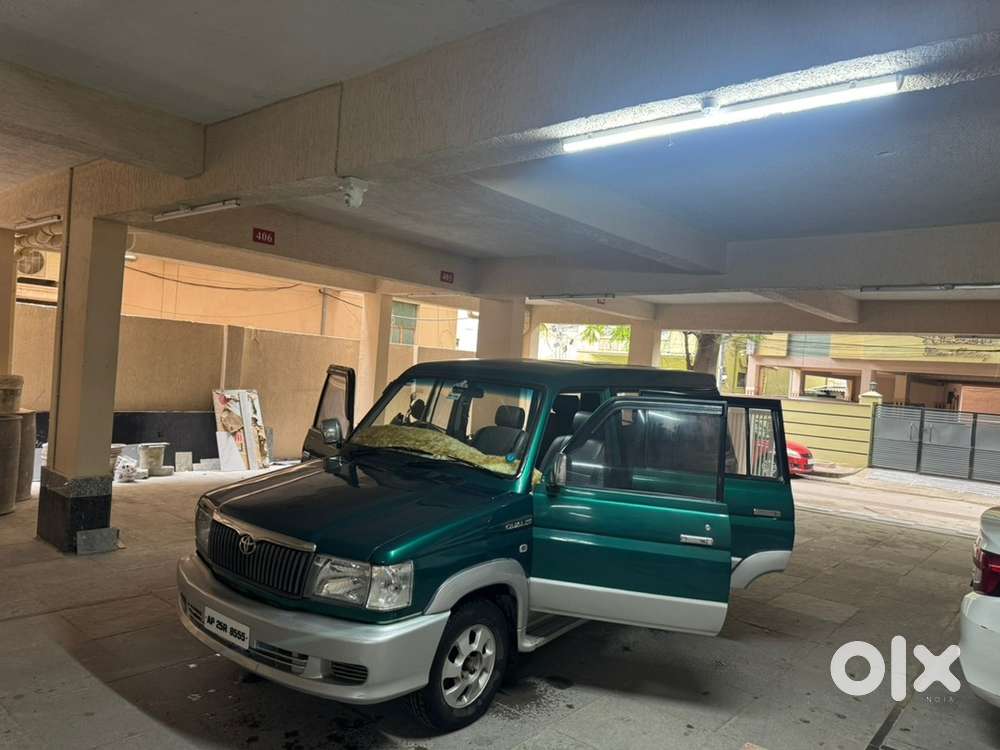 Toyota Qualis 2005