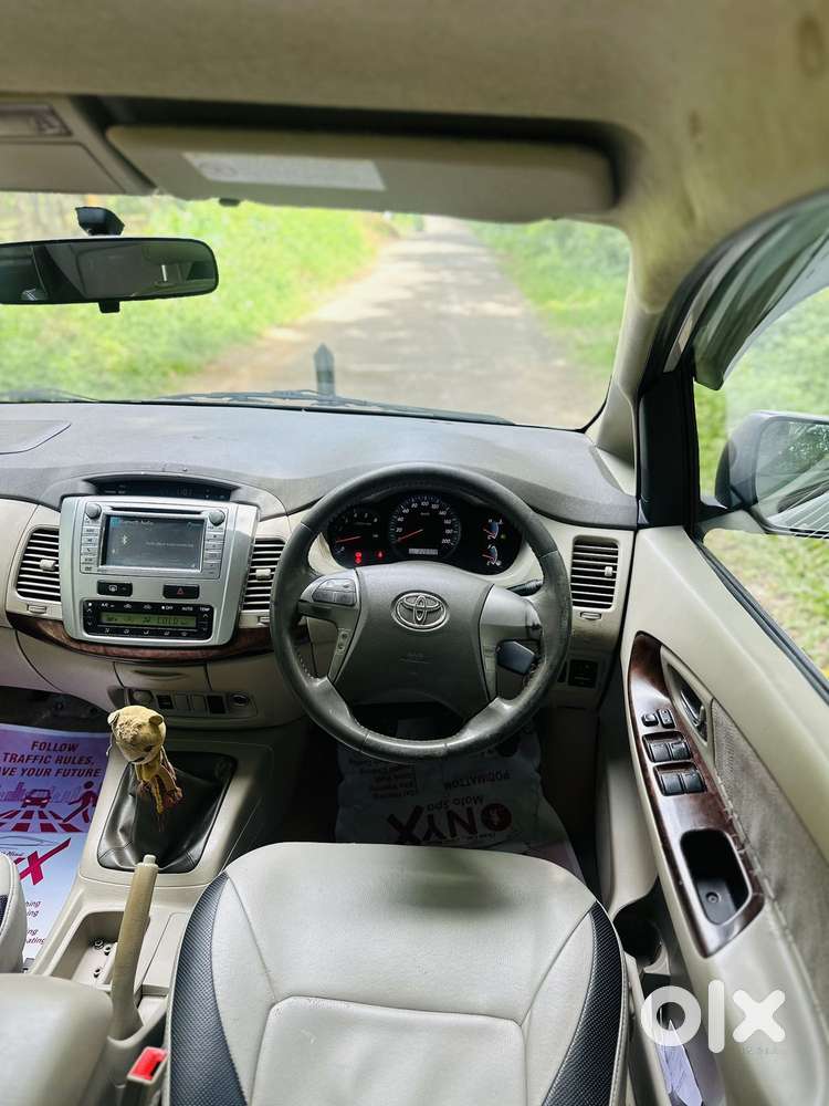 Toyota Innova 2.5 Vx 7 Str Bs-iii, 2012, Diesel