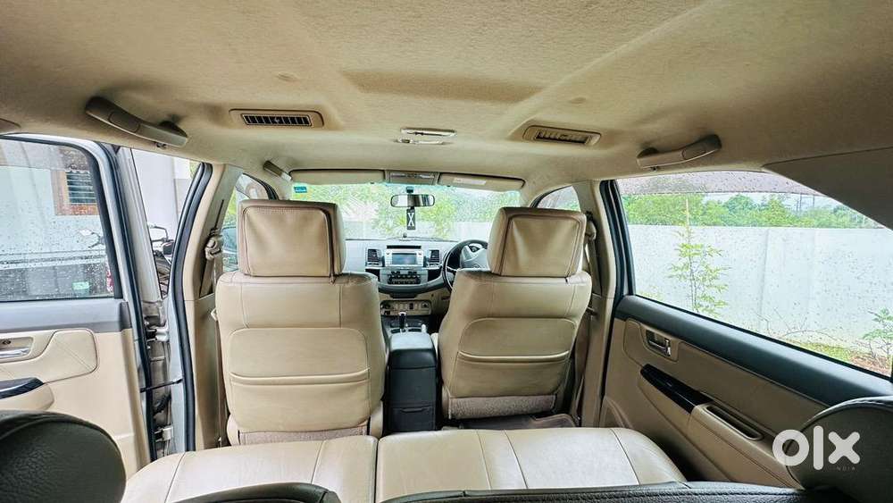 Toyota Fortuner 2013