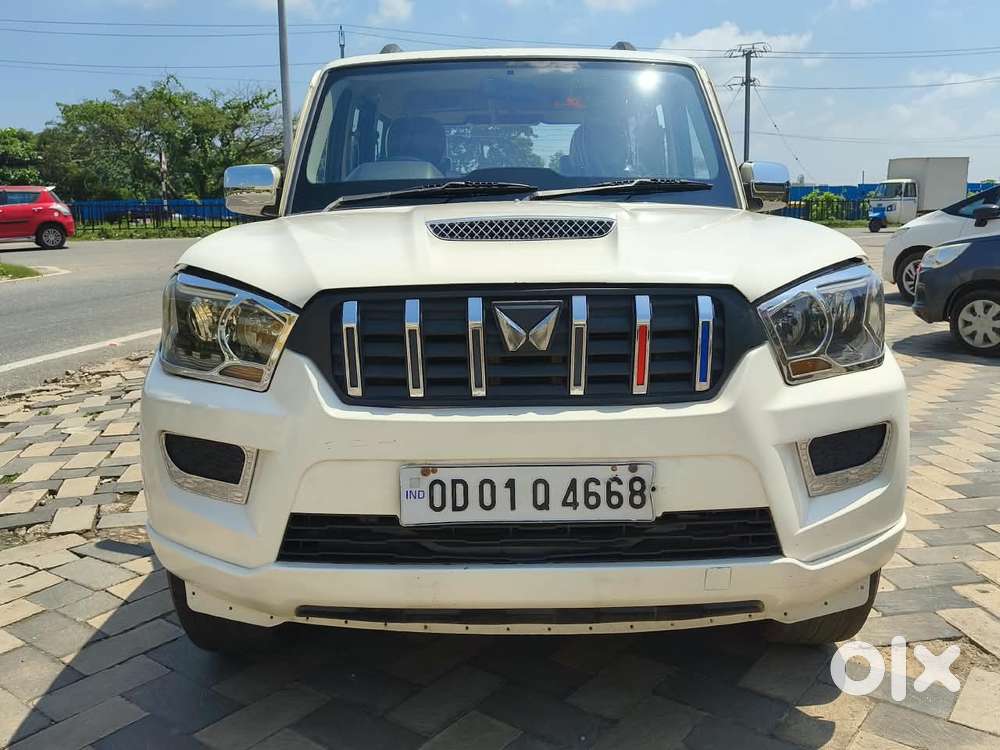 Mahindra Scorpio S6 Plus, 2017, Diesel