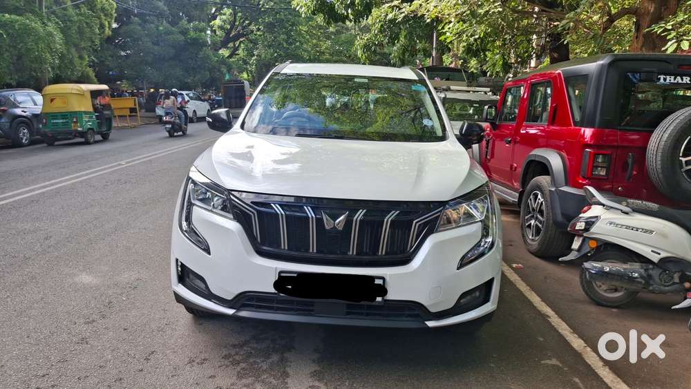 Mahindra Xuv700 Mx Petrol Mt 5 Str (e), 2024, Petrol