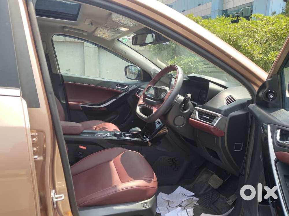Tata Curvv Accomplished S 1.2 Revotron Petrol 7dca, 2025, Petrol