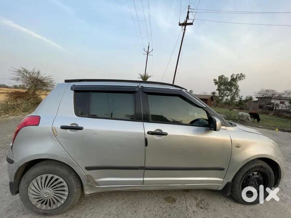 Maruti Suzuki Swift 2010 Cng+petrol