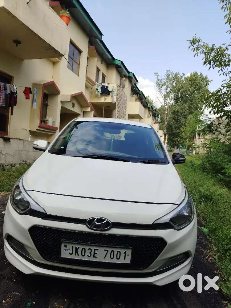 Hyundai I20 2016 Petrol Well Maintained/top Variant Push Button Start