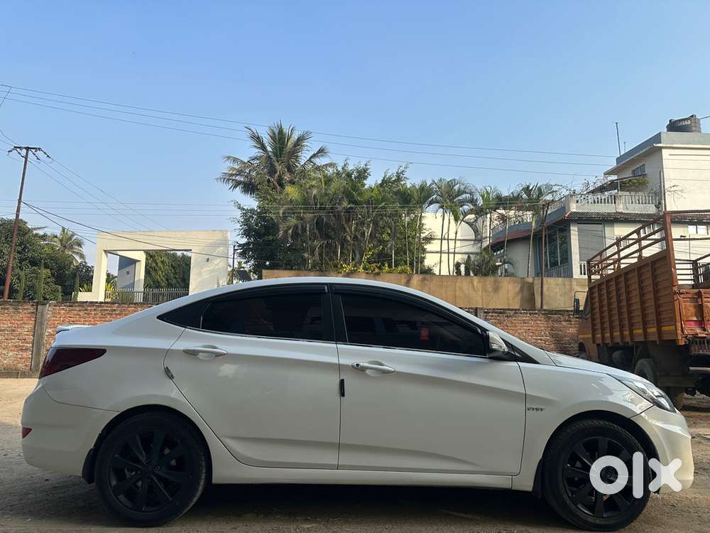 Hyundai Fluidic Verna 2014 Petrol Well Maintained