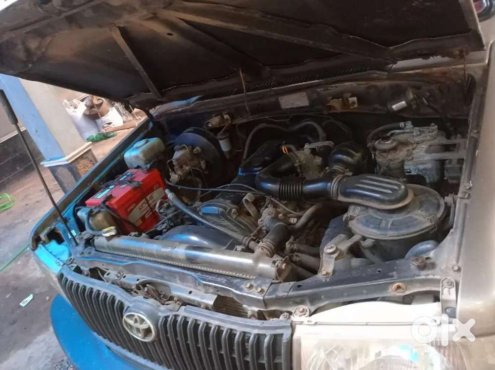 Toyota Qualis