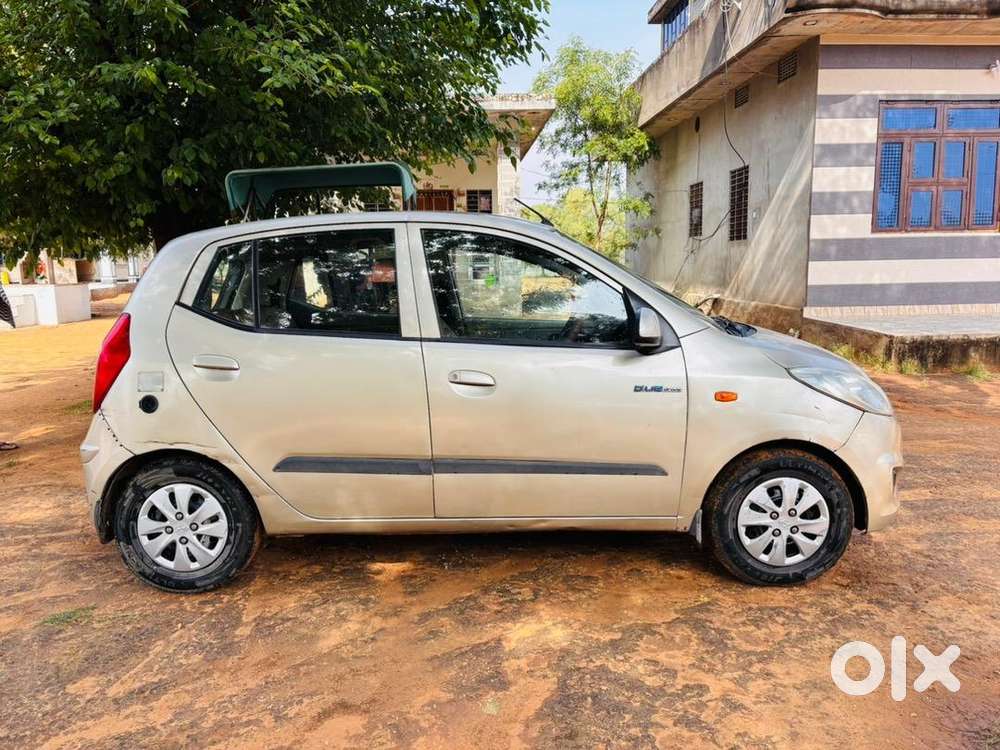 Hyundai Petrol Car 2012