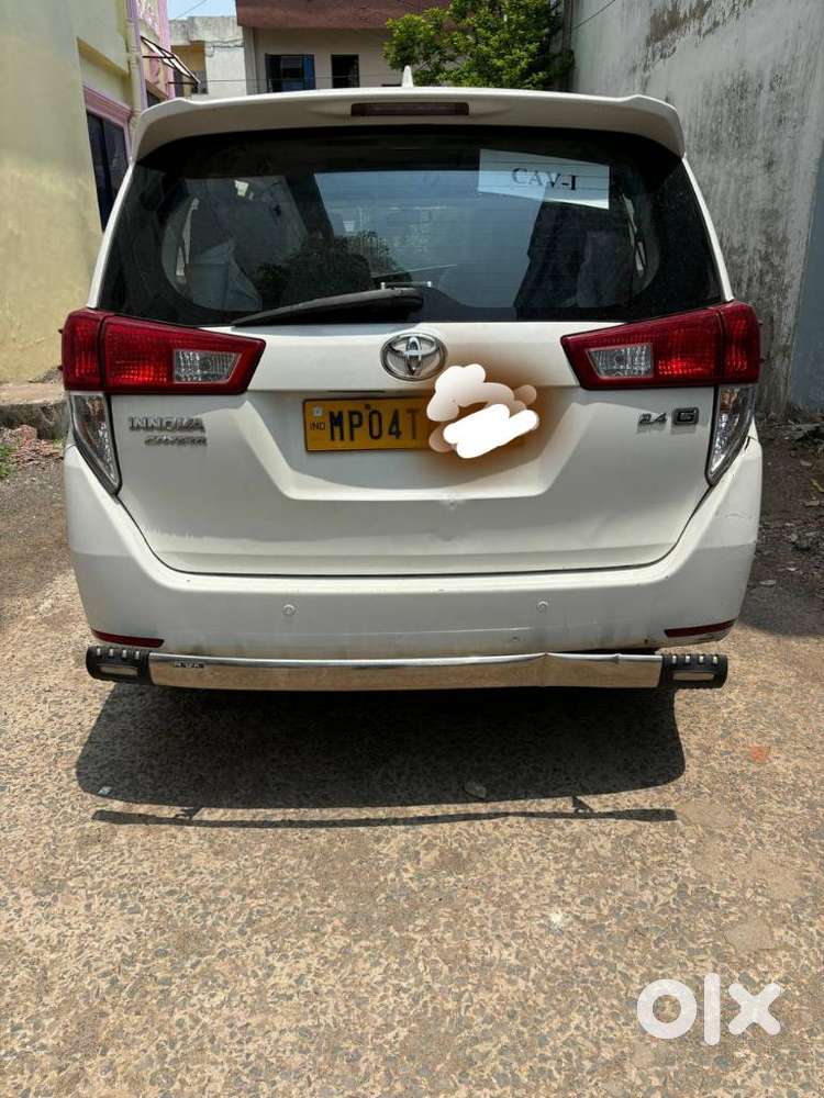 Toyota Innova Crysta 2.4 Vx Mt, 2016, Diesel