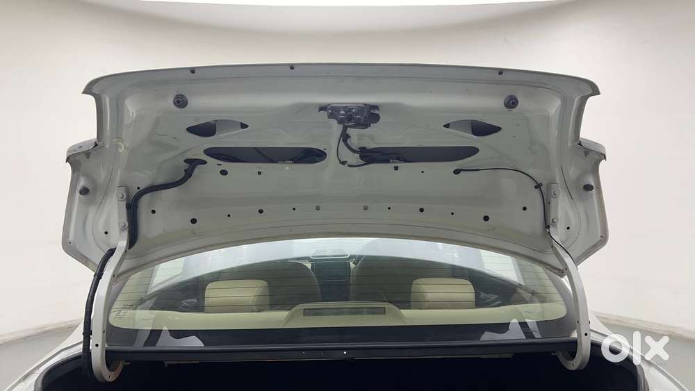 Maruti Suzuki Dzire 1.2 Zxi Plus Amt, 2019, Petrol