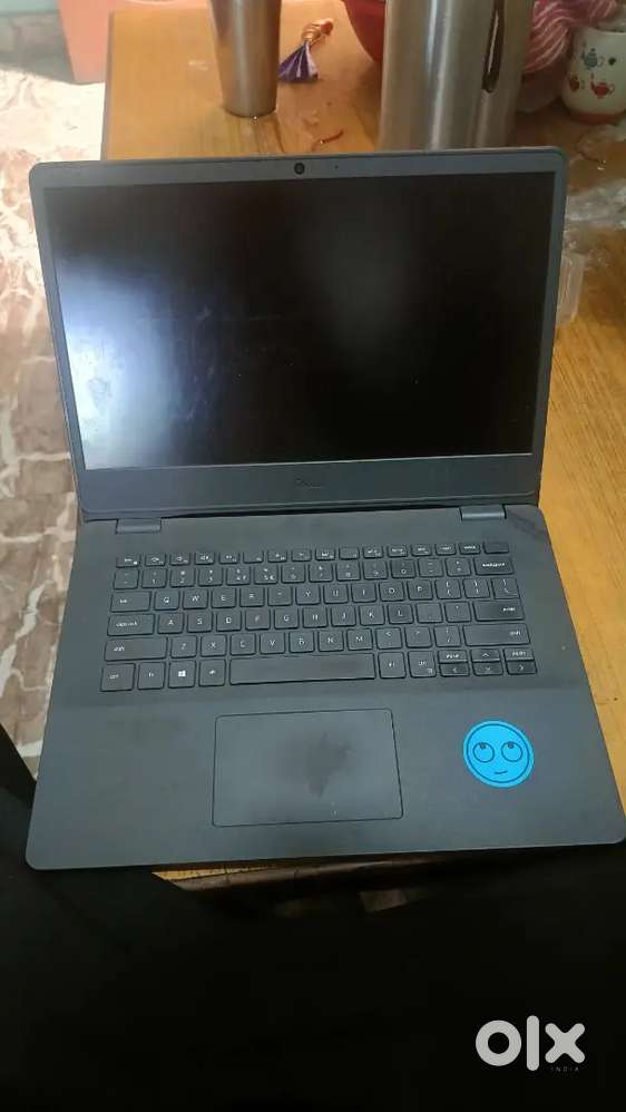 Dell Vostro 3401 ( No battery + No SSD)