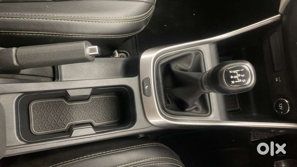 Tata Altroz Xz, 2023, Petrol