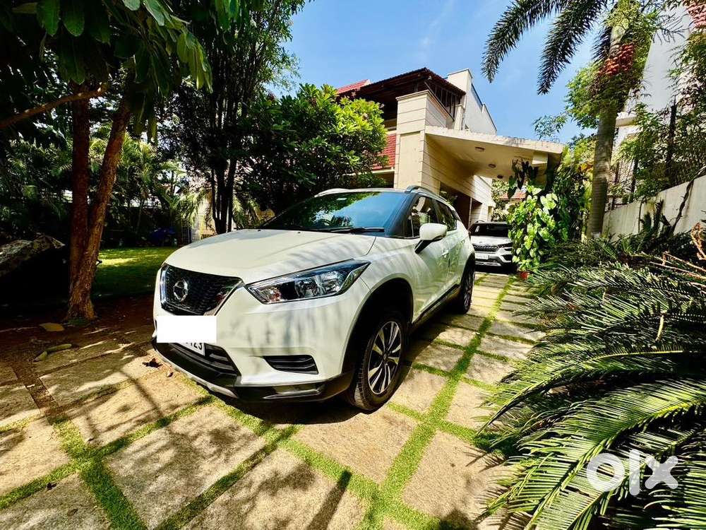  Nissan Kicks Xv Petrol - Manual  2022  40,000 Kms