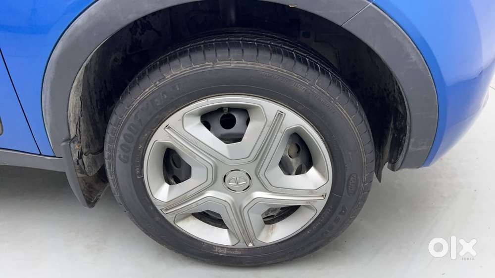 Tata Nexon 1.2 Revotron Xm, 2019, Petrol