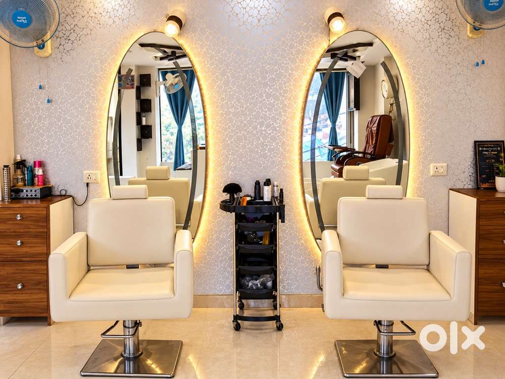 Urgent Sale: Salon Furniture & Equipment