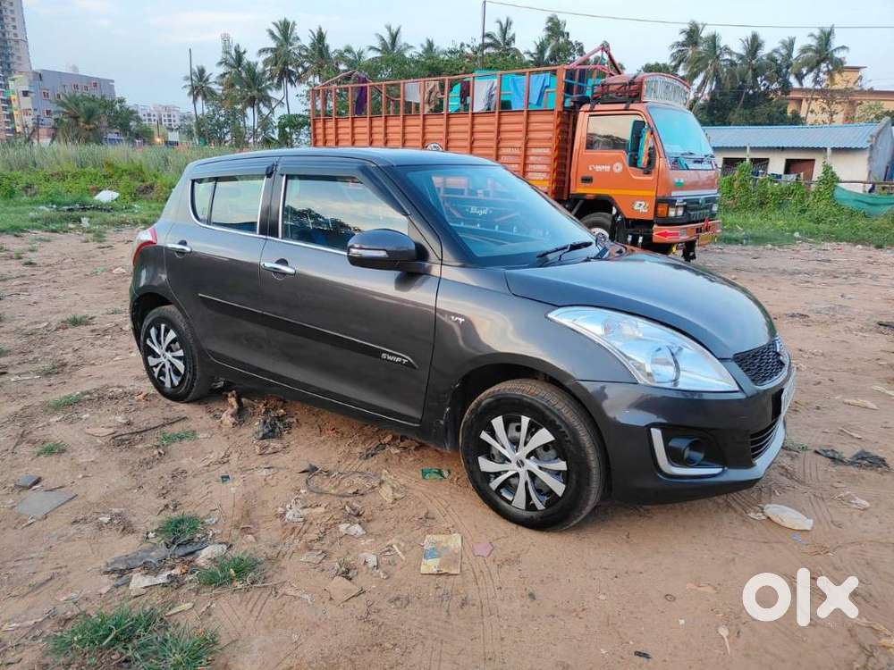 Maruti Suzuki Swift Vxi Optional, 2015, Petrol