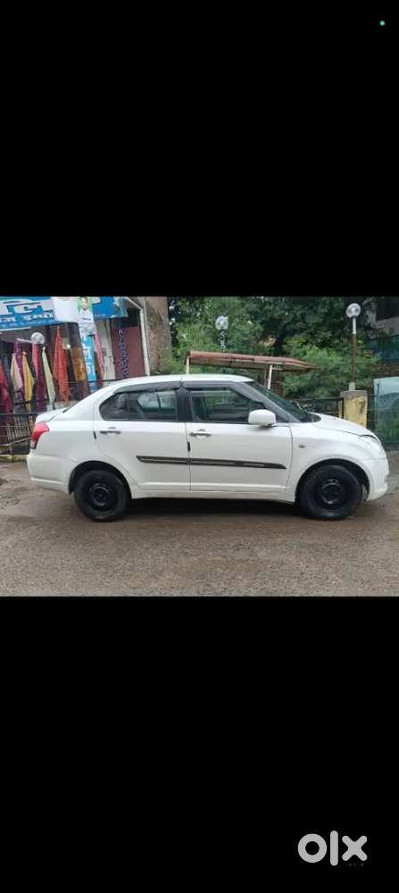 Maruti Suzuki Swift Dzire 2011 Petrol