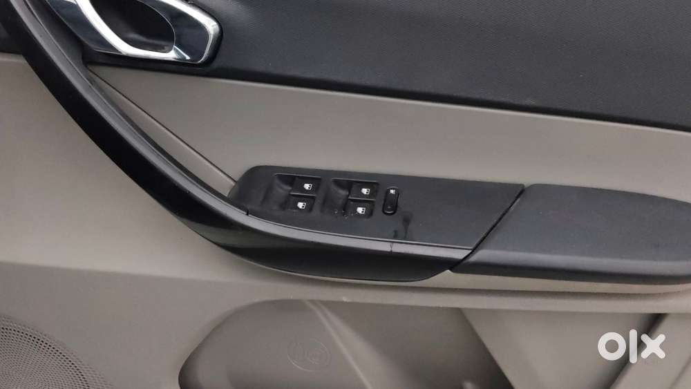 Tata Tiago 1.2 Revotron Xza, 2017, Petrol