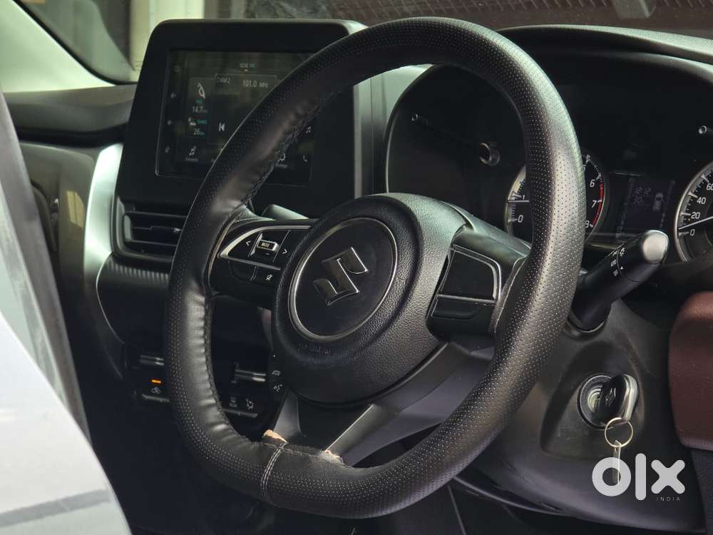 Maruti Suzuki Fronx Delta Plus 1.2l Mt, 2023, Petrol