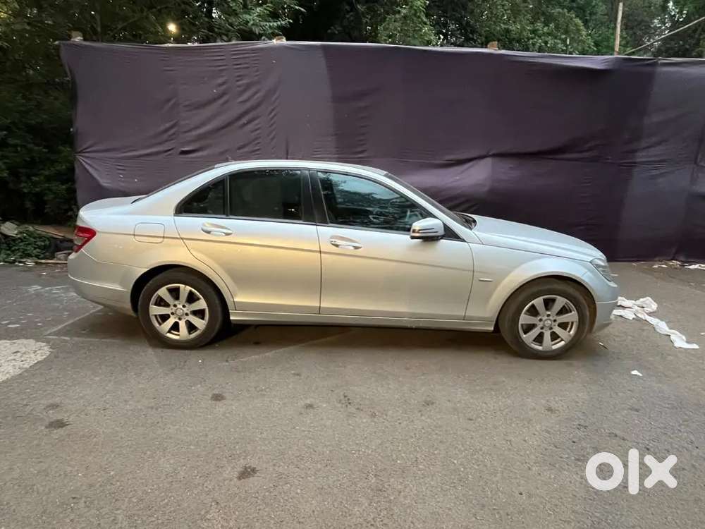 Mercedes-benz C-class 2011