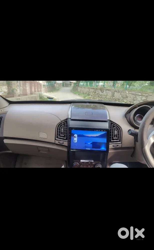 Mahindra Xuv500 Diesel 2015 With 196000 Km Driven