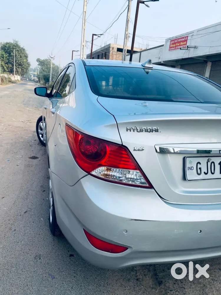 Hyundai Verna 1.6 Sx 2012