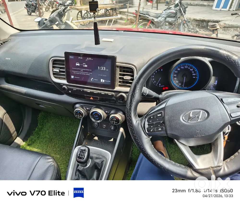 Hyundai Venue 2019 Petrol 51000 Km Driven