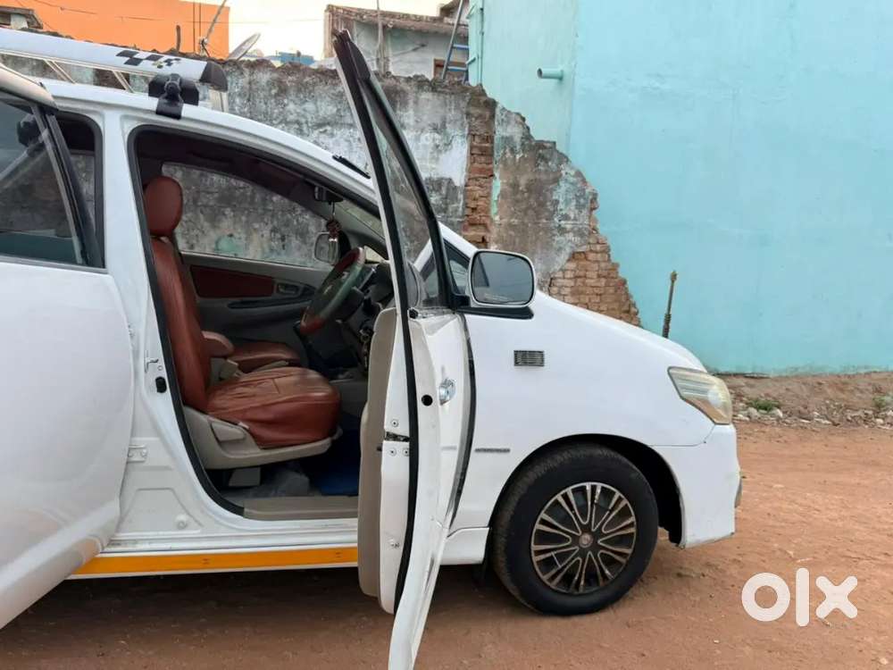 Toyota Innova 2.0 G1 2010