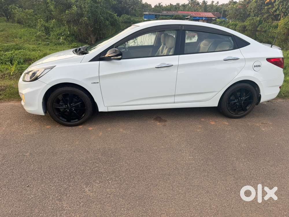 Hyundai Verna Diesel 2011 New Paper