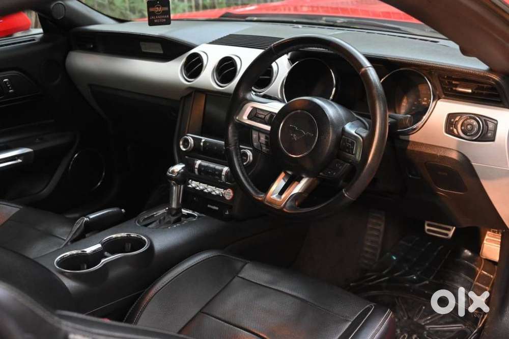 Ford Mustang V8, 2019, Petrol