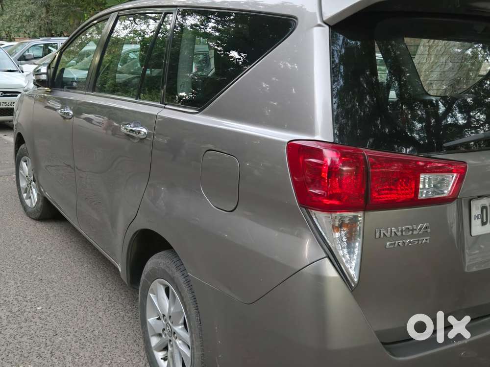 Toyota Innova Crysta Zx 2.4 Diesel 7 Seater, 2017, Diesel