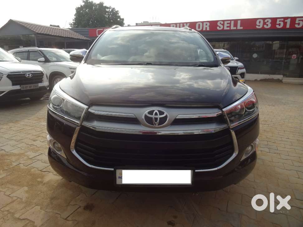 Toyota Innova Crysta 2.8z Automatic, 2018, Diesel