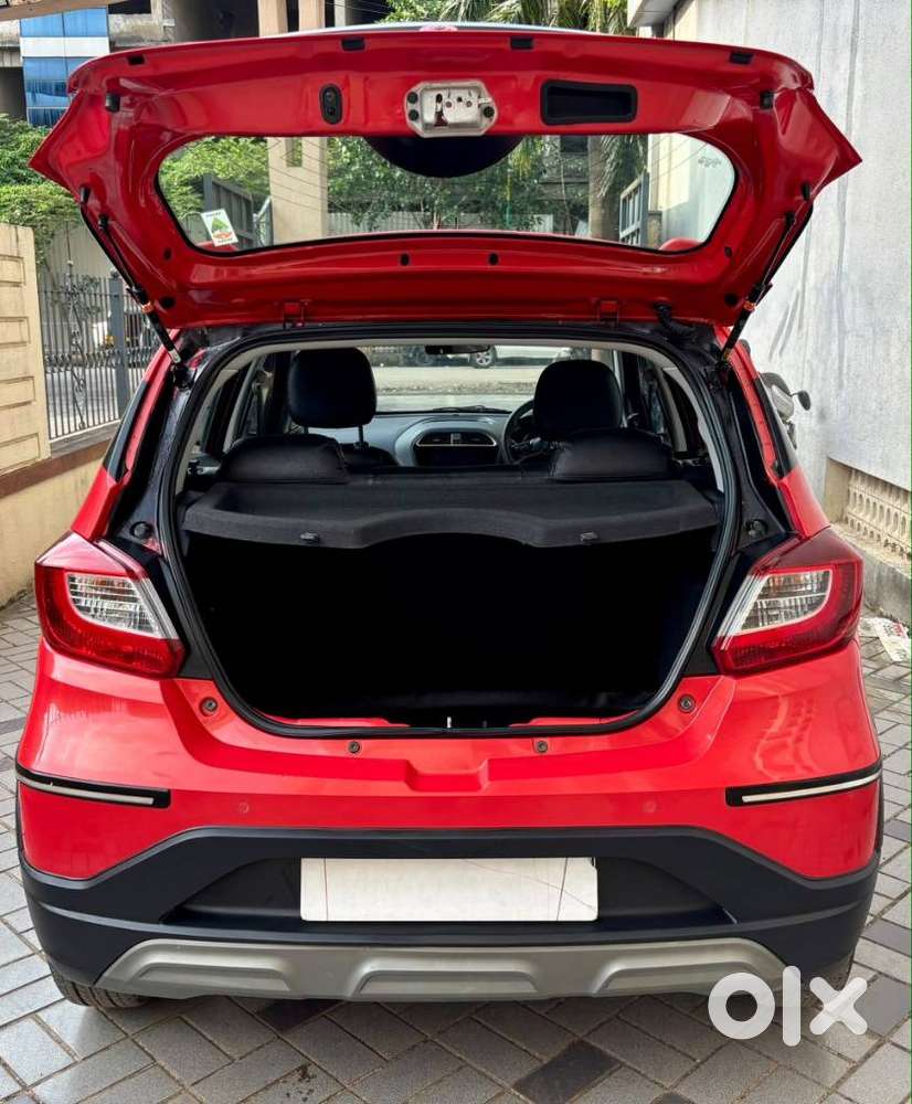 Tata Tiago 1.2 Revotron Xza, 2023, Petrol