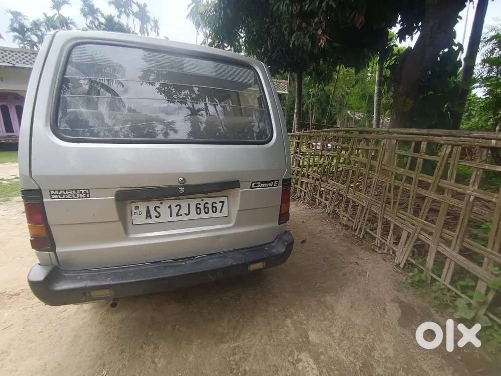 Maruti Suzuki Omni 2012