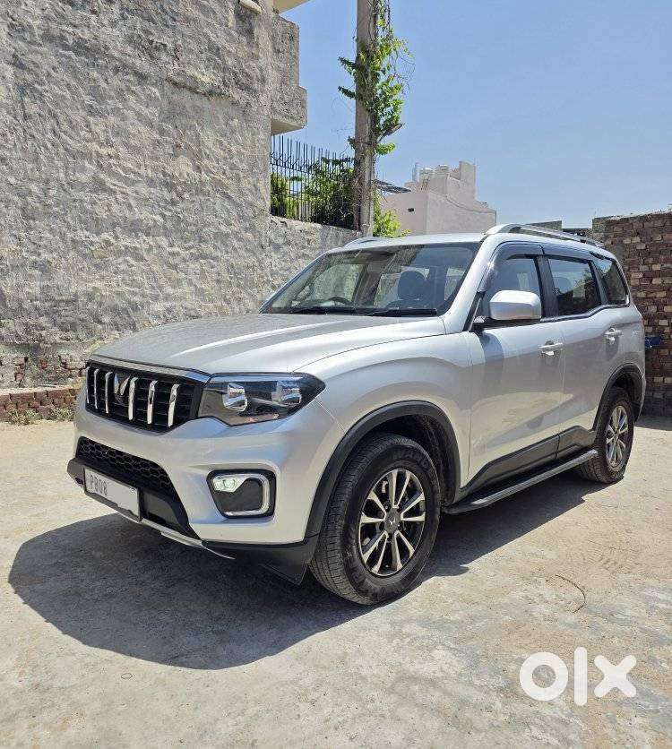 Mahindra Scorpio-n 2.2 Z4 Diesel At 7 Str, 2023, Diesel