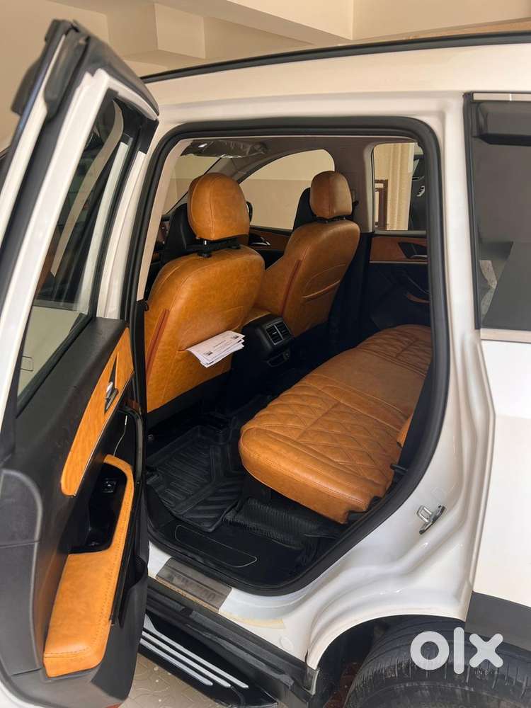 Mahindra Xuv700 Petrol 2022