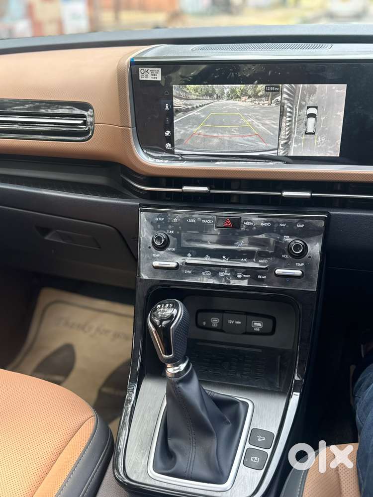 Hyundai Alcazar Platinum, 2024, Petrol