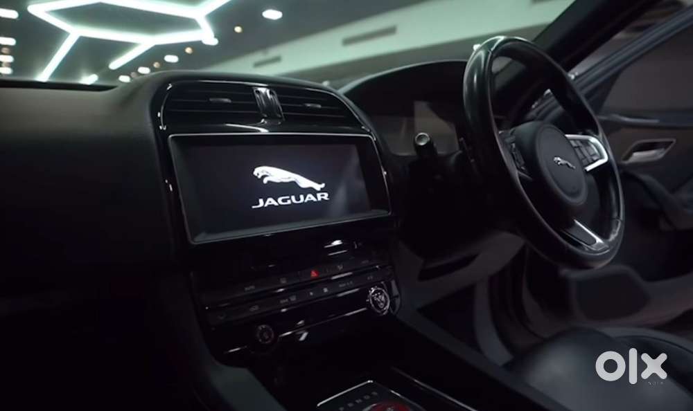 Jaguar Fpace Full Black In Neat And Perfect Condition