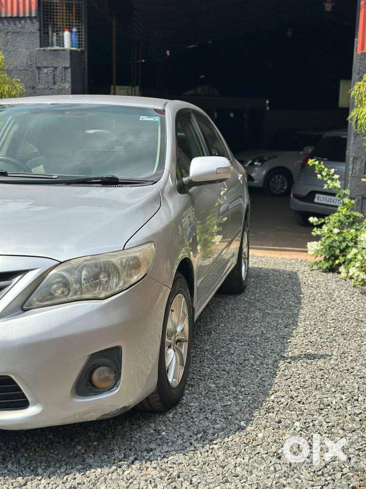 Toyota Corolla Altis J, 2011, Diesel