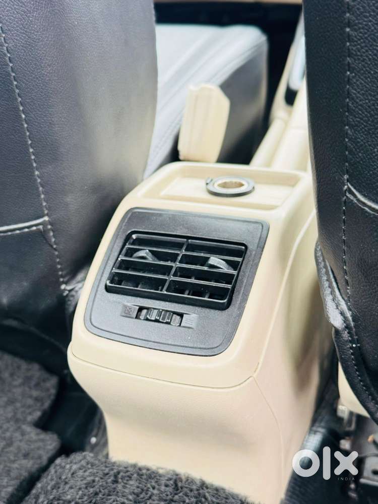 Maruti Suzuki Swift Dzire Vxi(o) At, 2017, Petrol